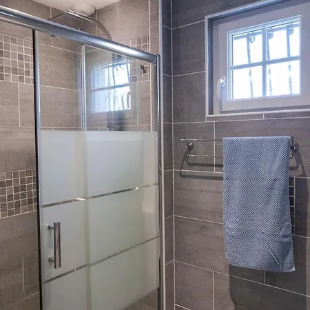 Villa Maison Spacieuse 8pers – Marina De Talaris Lacanau